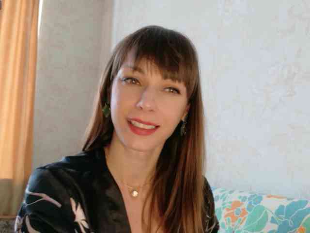 Lady-Caroline webcam