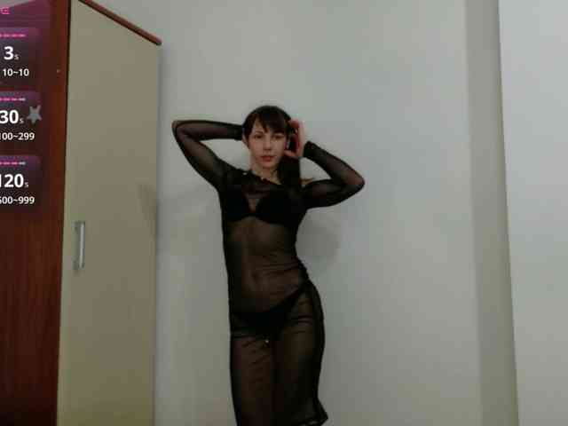 Lady-Caroline webcam