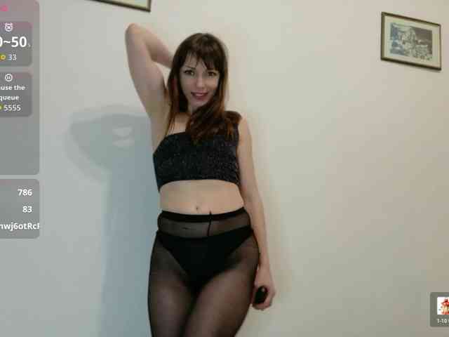 Lady-Caroline webcam