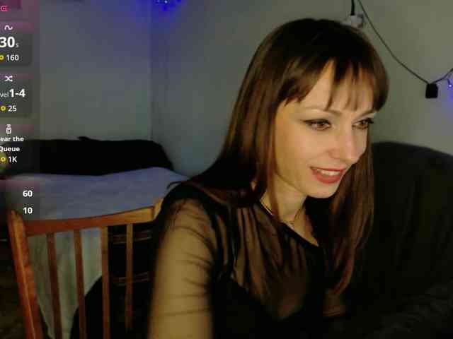 Lady-Caroline webcam