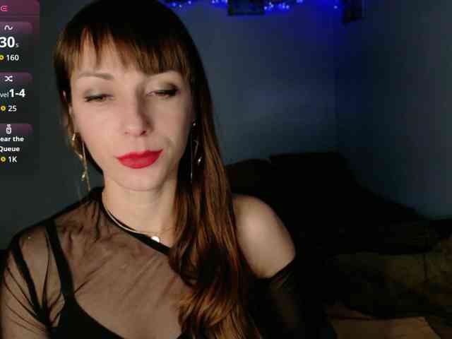 Lady-Caroline webcam