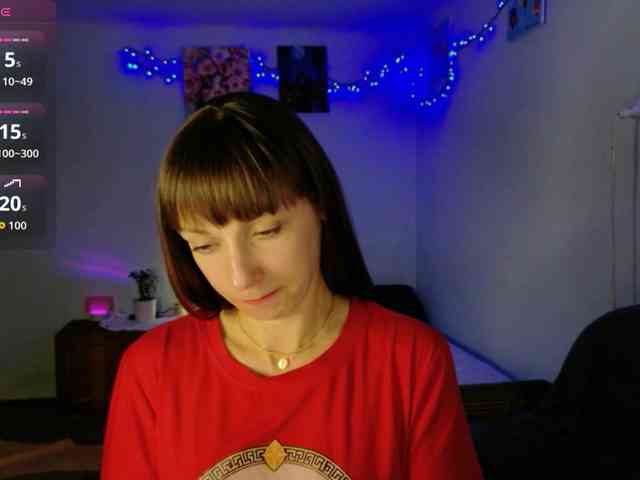 Lady-Caroline webcam