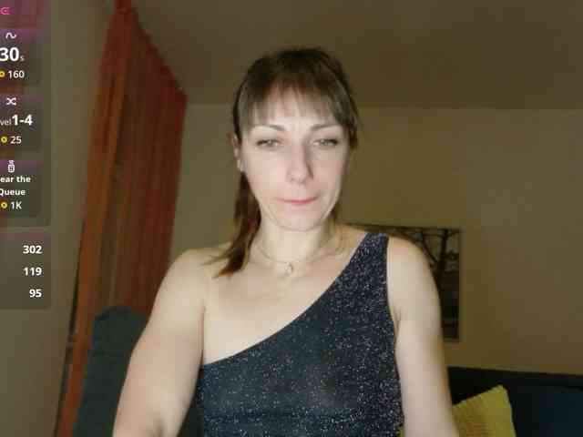 Lady-Caroline webcam