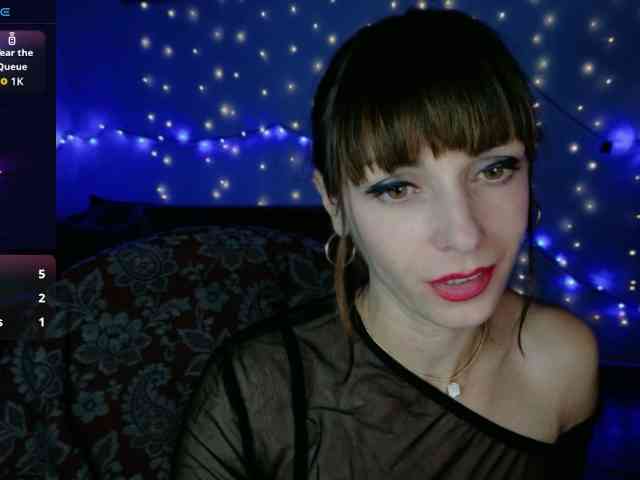 Lady-Caroline webcam