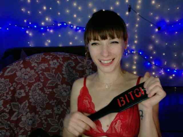Lady-Caroline webcam