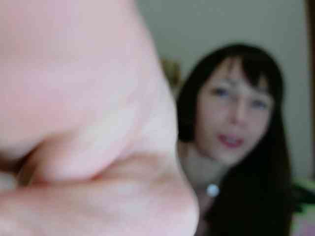 Lady-Caroline webcam