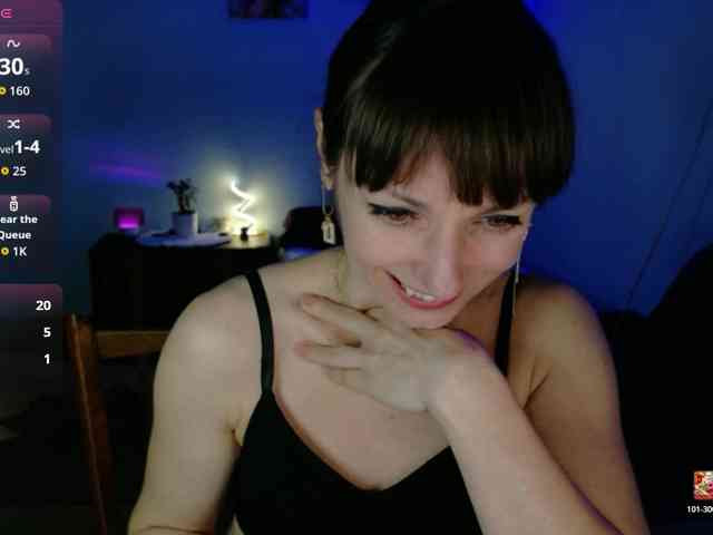 Lady-Caroline webcam