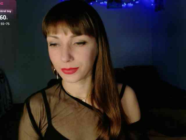 Lady-Caroline webcam