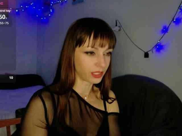 Lady-Caroline webcam