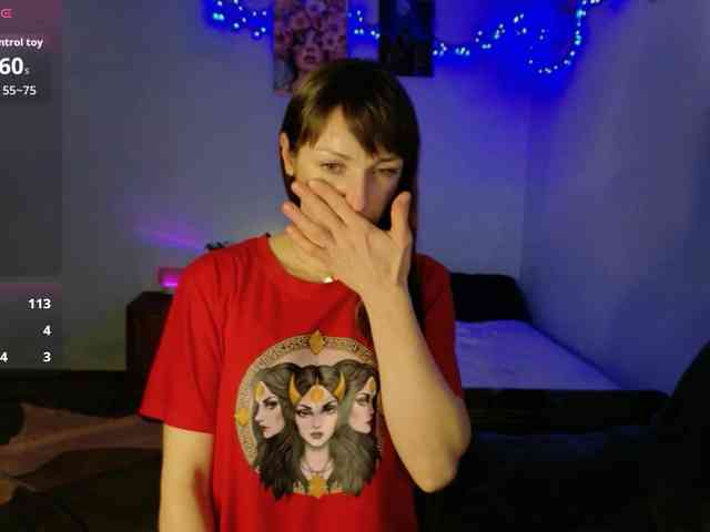 Lady-Caroline webcam