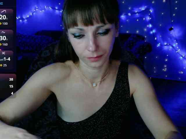 Lady-Caroline webcam