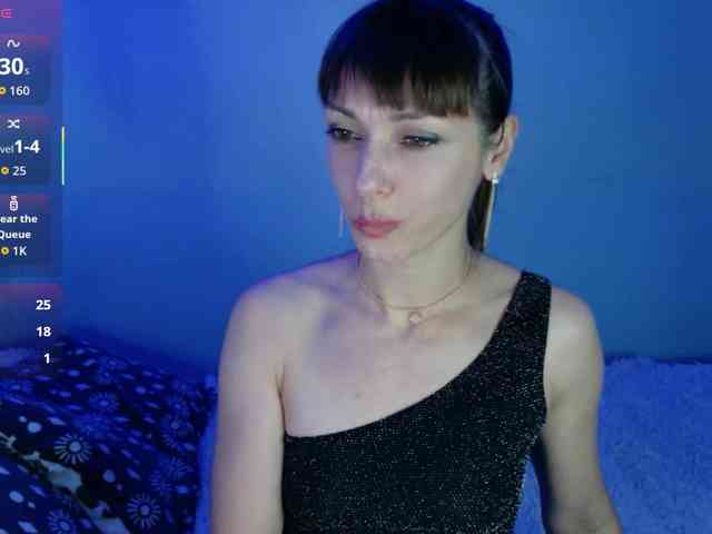 Lady-Caroline webcam