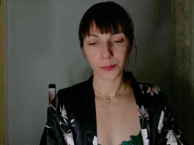 Lady-Caroline webcam