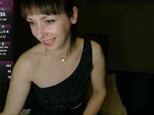 Lady-Caroline webcam