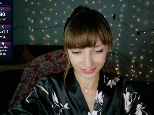 Lady-Caroline webcam