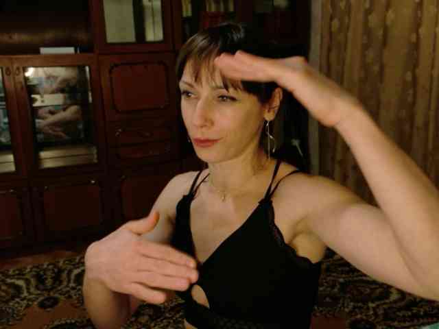 Lady-Caroline webcam