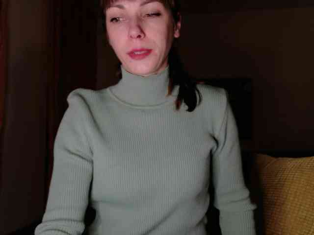 Lady-Caroline webcam