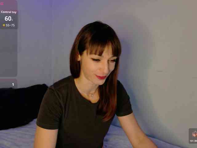 Lady-Caroline webcam