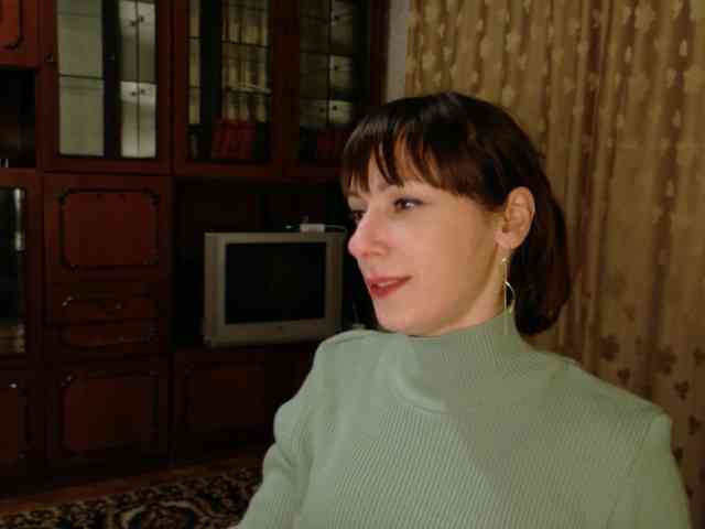 Lady-Caroline webcam