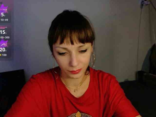 Lady-Caroline webcam