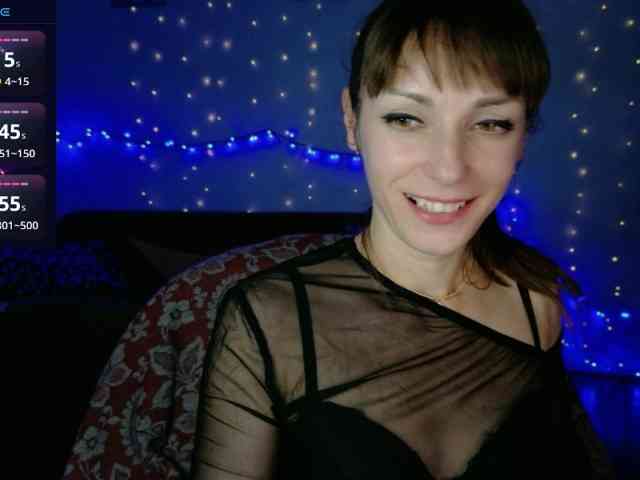 Lady-Caroline webcam