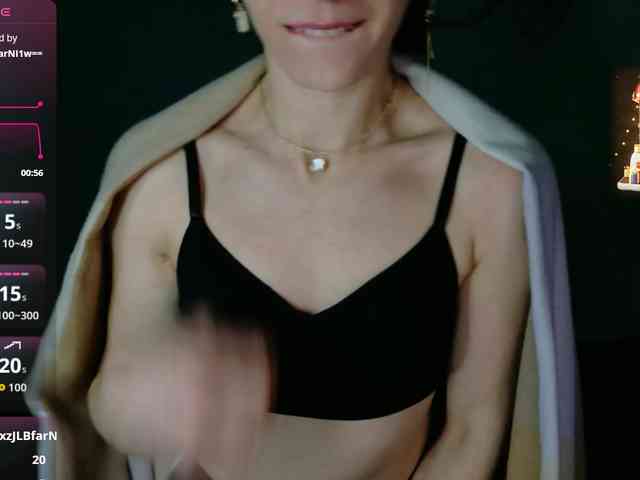 Lady-Caroline webcam