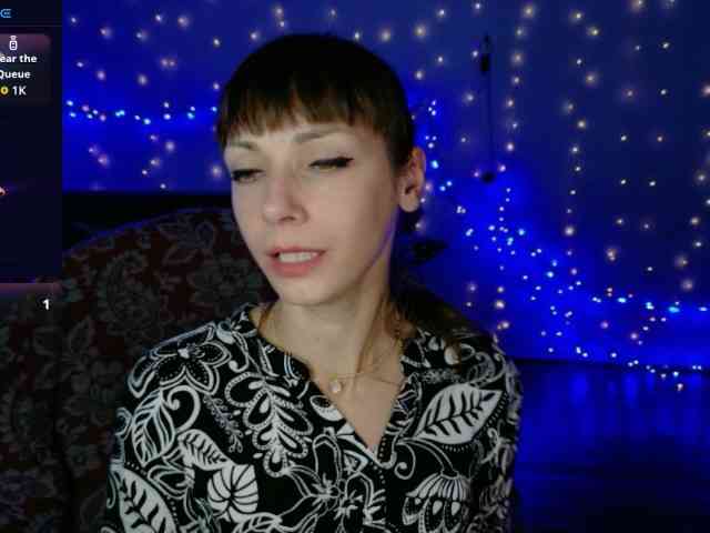 Lady-Caroline webcam