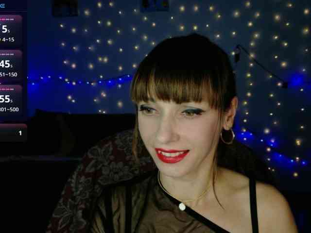 Lady-Caroline webcam