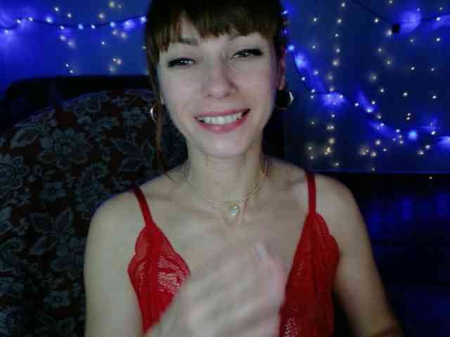 Lady-Caroline webcam