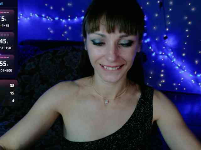 Lady-Caroline webcam