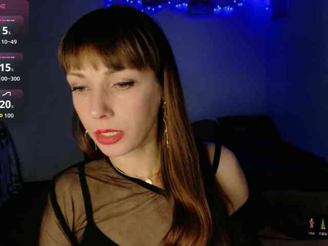 Lady-Caroline webcam