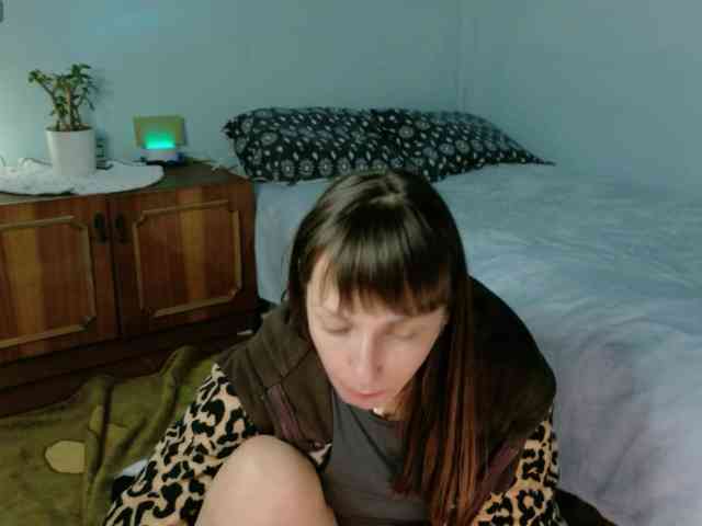 Lady-Caroline webcam