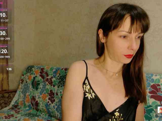 Lady-Caroline webcam