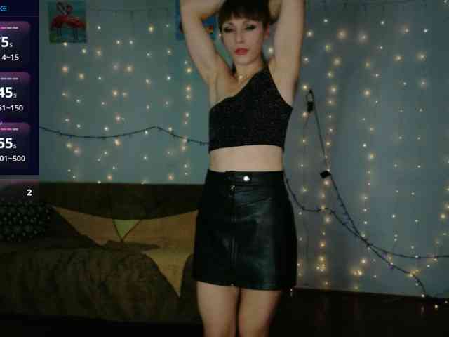Lady-Caroline webcam