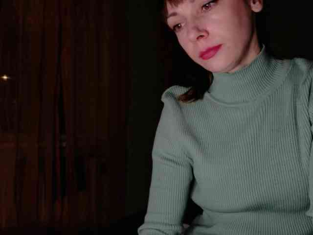 Lady-Caroline webcam