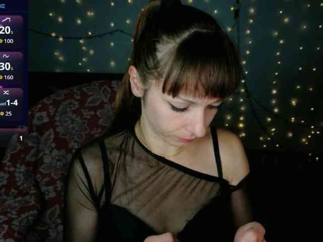 Lady-Caroline webcam