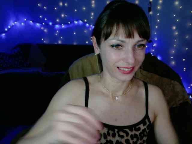 Lady-Caroline webcam