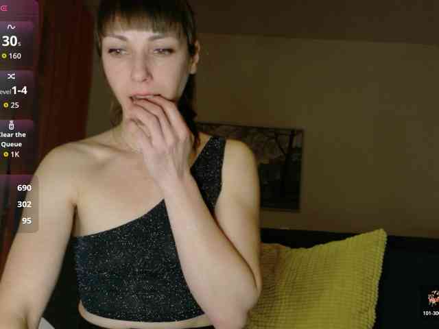 Lady-Caroline webcam