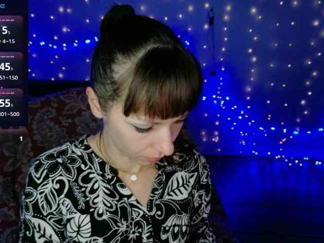 Lady-Caroline webcam