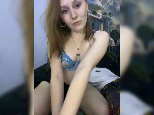 Toni-and-Tanya webcam