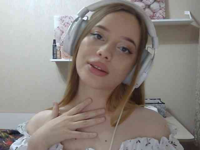 ZinaSantulli webcam