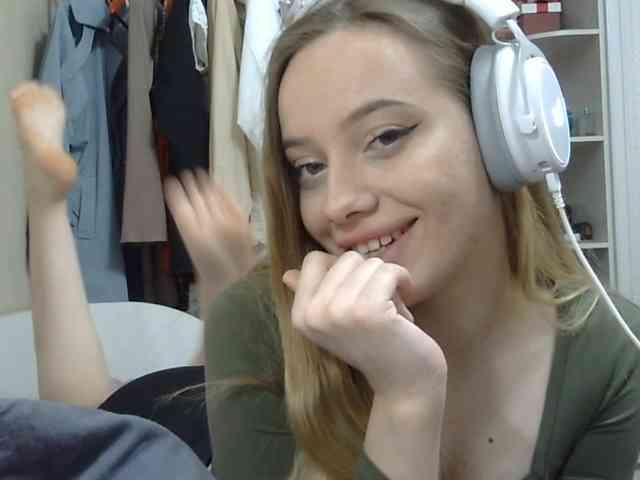 ZinaSantulli webcam