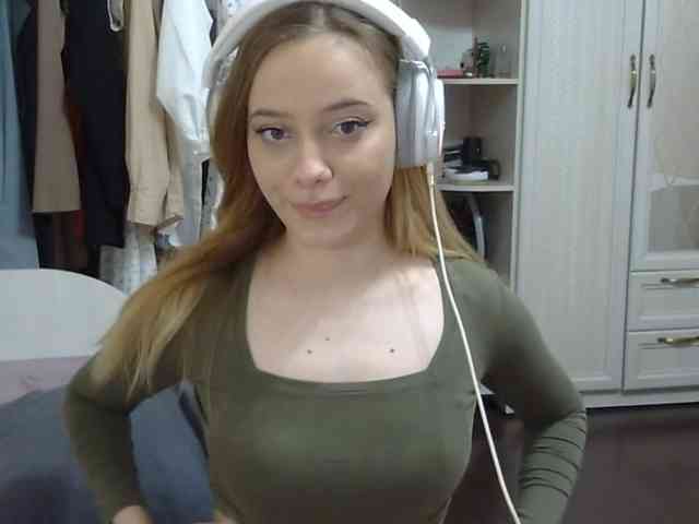 ZinaSantulli webcam