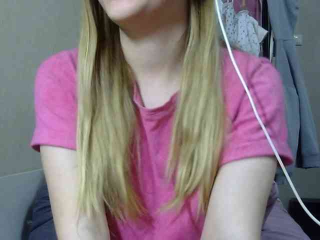 ZinaSantulli webcam