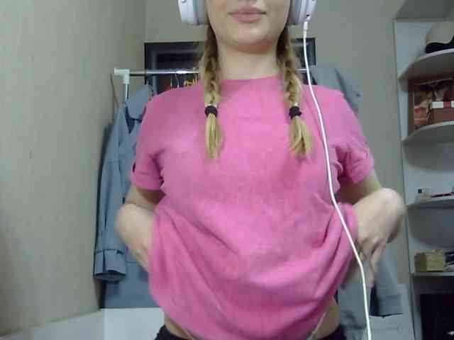 ZinaSantulli webcam