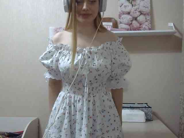 ZinaSantulli webcam