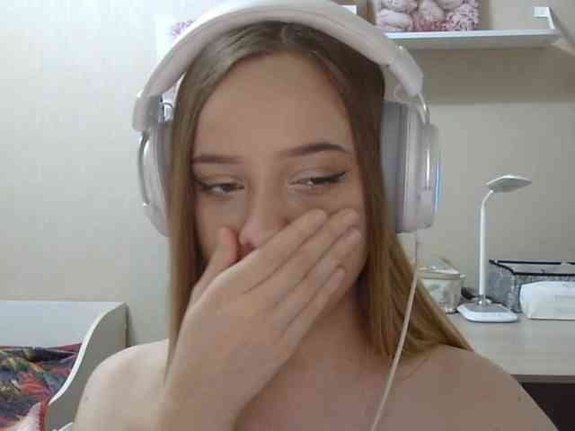 ZinaSantulli webcam
