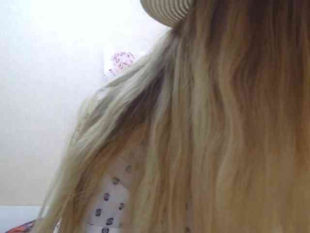 ZinaSantulli webcam