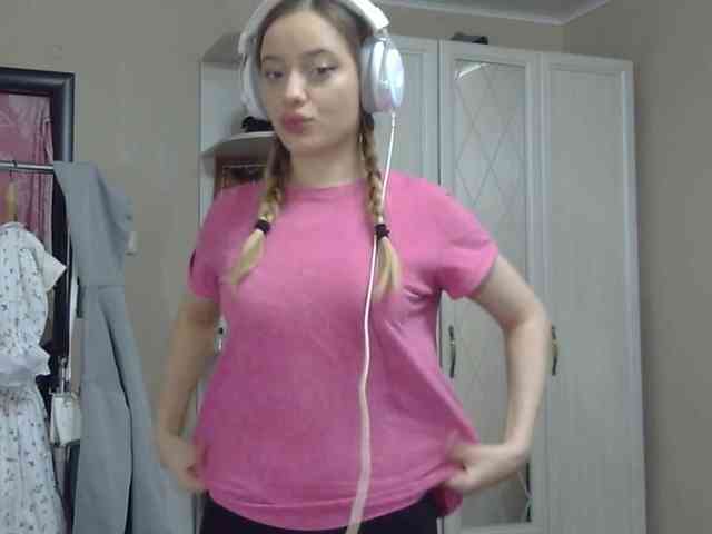 ZinaSantulli webcam