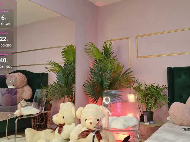 KirraWhite's BongaCams show and profile